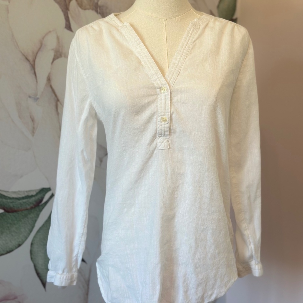 Old Navy Lightweight Popover Women's White Tunic Size XS - Picture 3 of 11